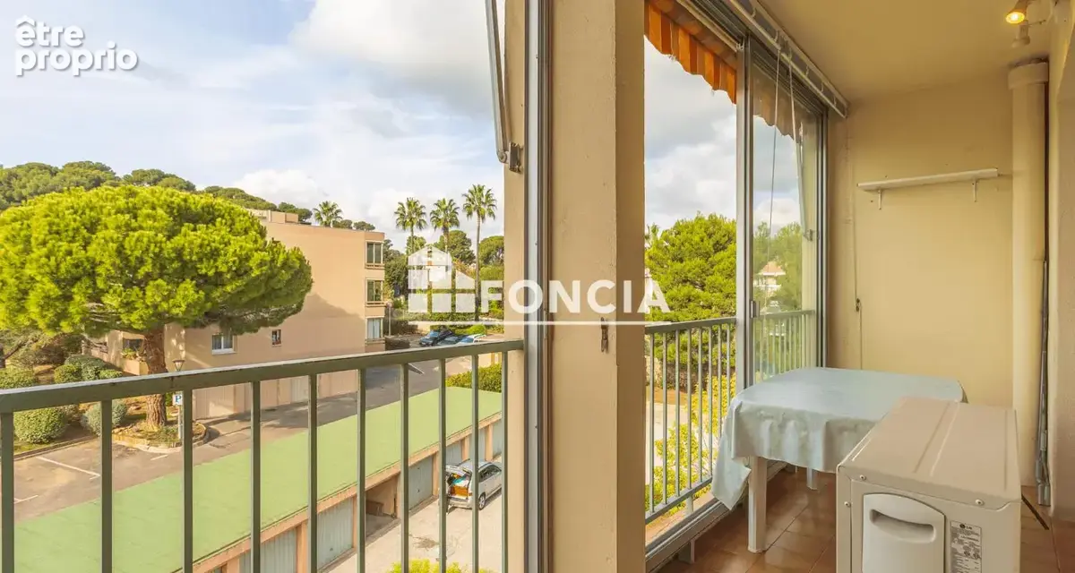 Appartement à SANARY-SUR-MER