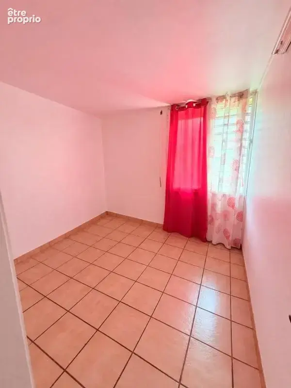 Appartement F4 à Sainte-Marie, résidence calme, proche de toutes commodités - photo 8