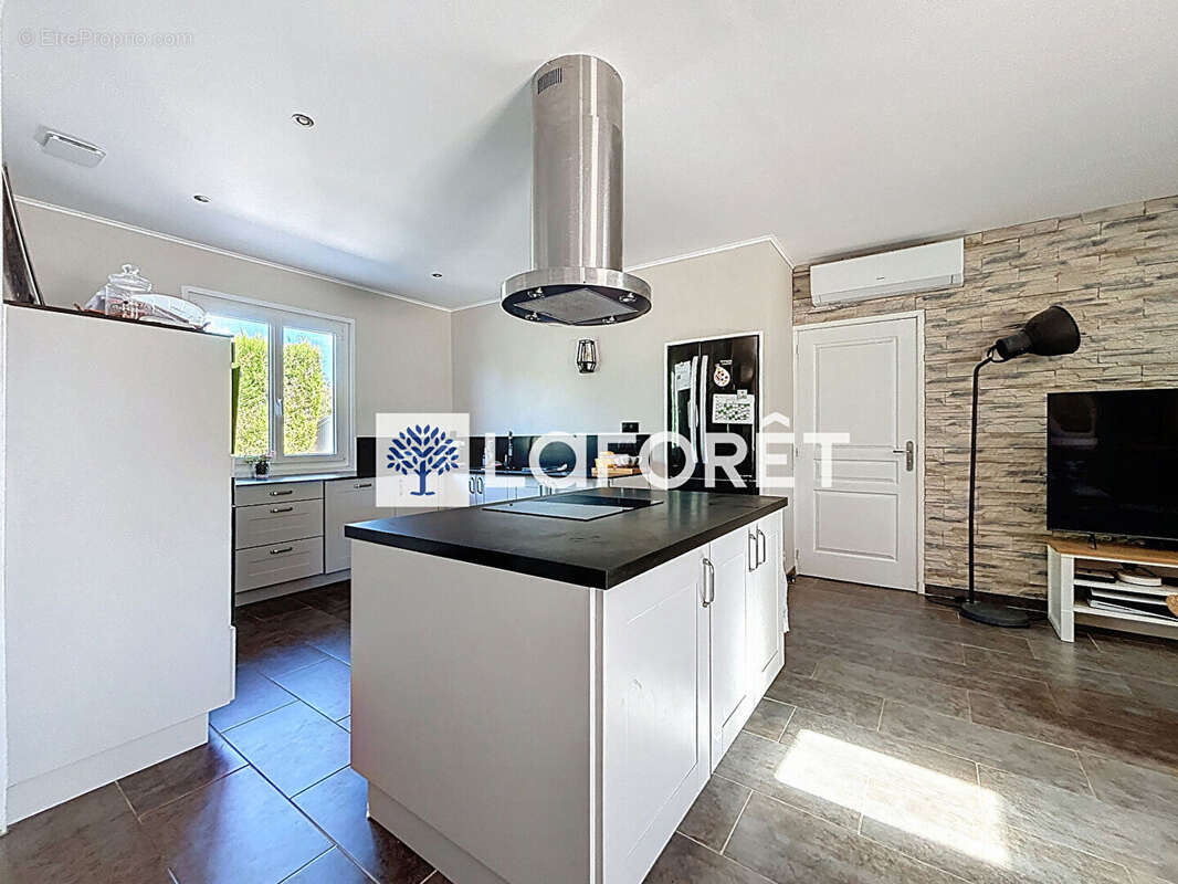 Maison à VILLARS-LES-DOMBES