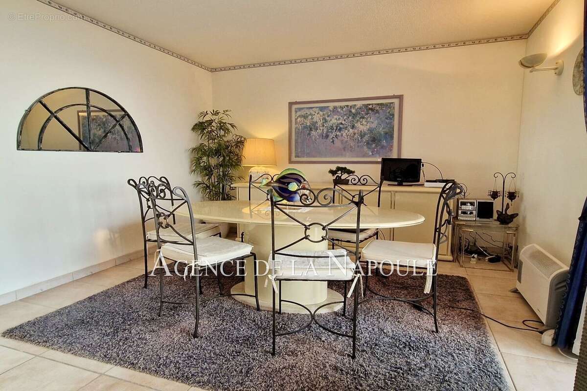 Appartement à THEOULE-SUR-MER