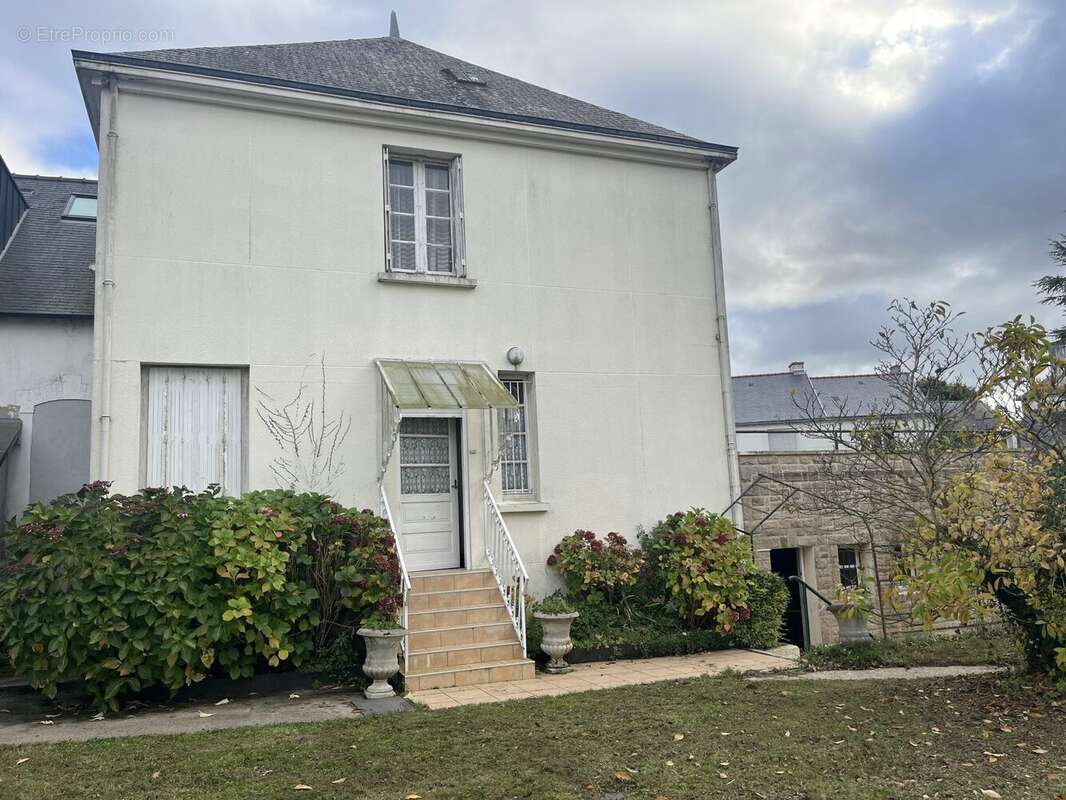 Maison à PLOERMEL