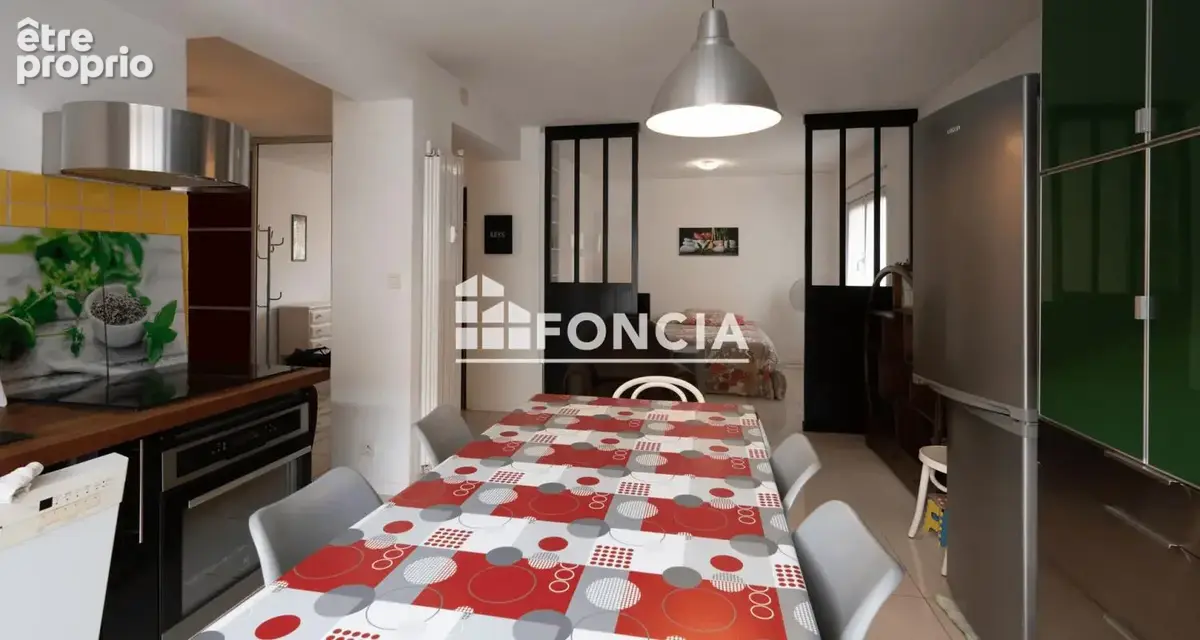 Saint-Vallier, agréable appartement de 52,8 m2 en bon état général - photo 2
