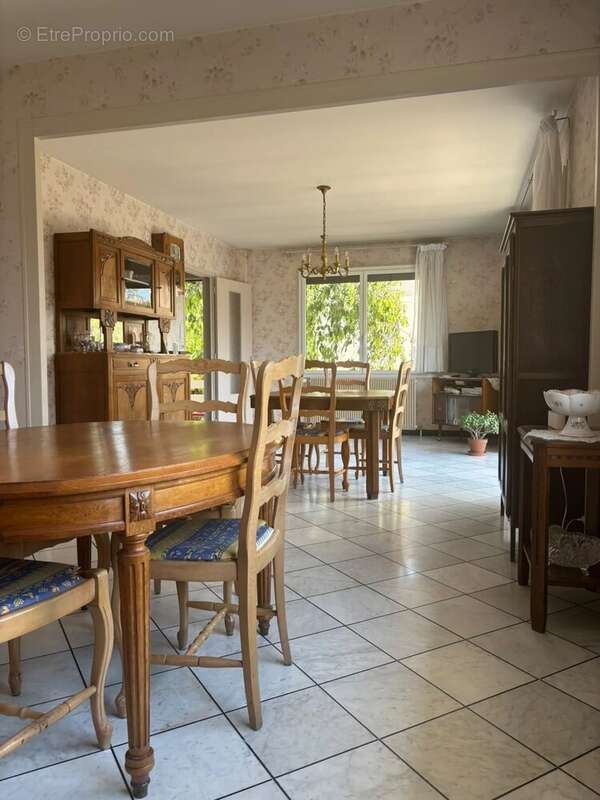 BEAUNE – Maison familiale de 165 m² à 10 min à pied du centre historique - photo 6