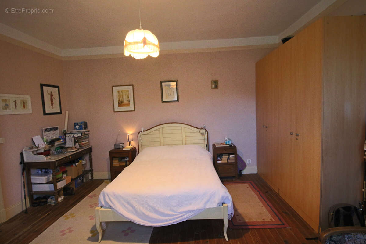 Maison à PUY-L'EVEQUE