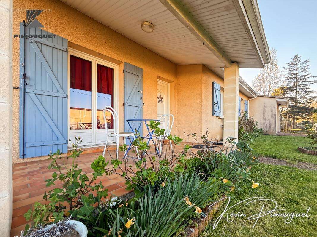 Maison à vendre 5 pièces SAINT MAGNE DE CASTILLON (33) - photo 17