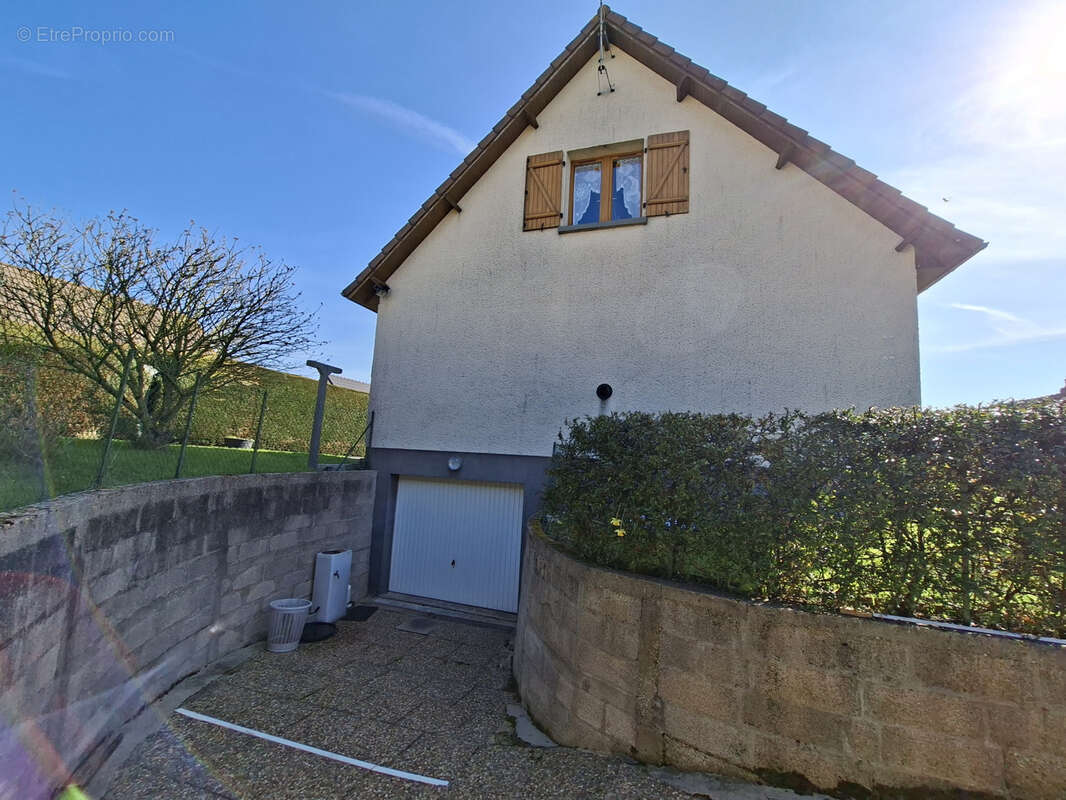 Maison à ARREST