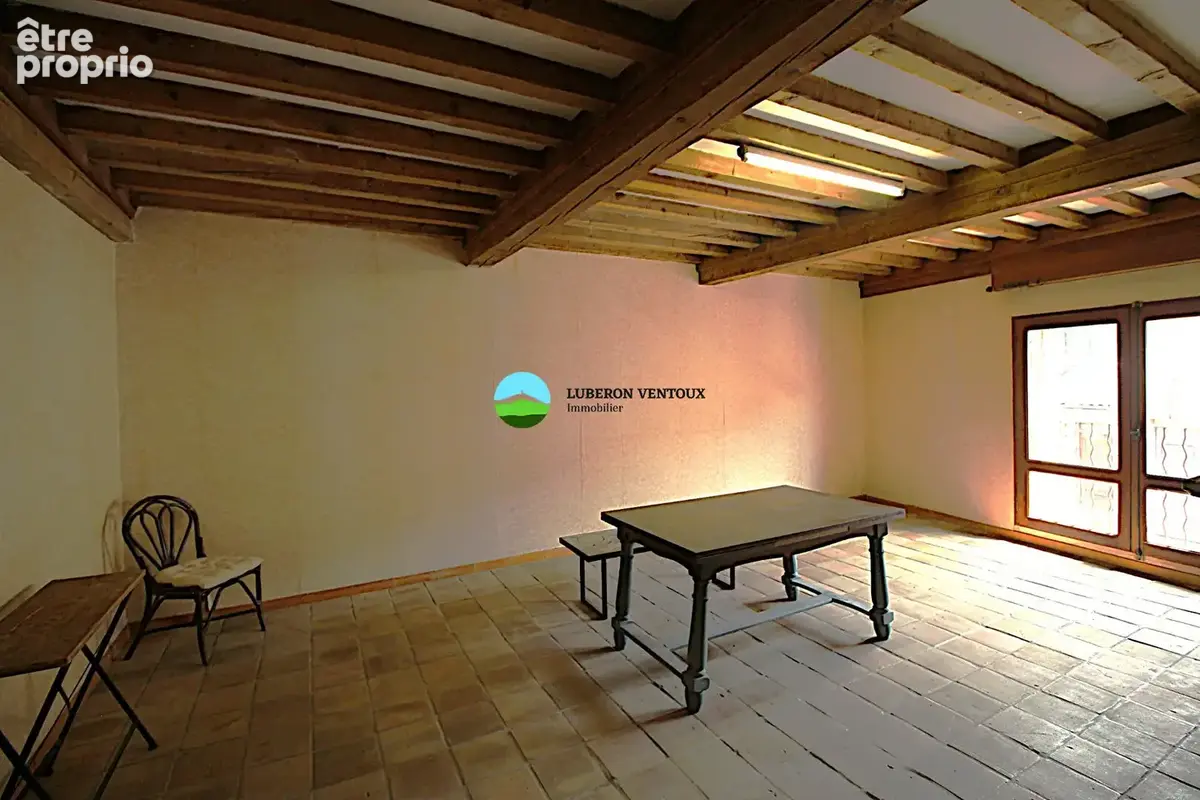 Maison de ville Carpentras 127 m2, petite cour , grand garage possibilité deux habitations - photo 12