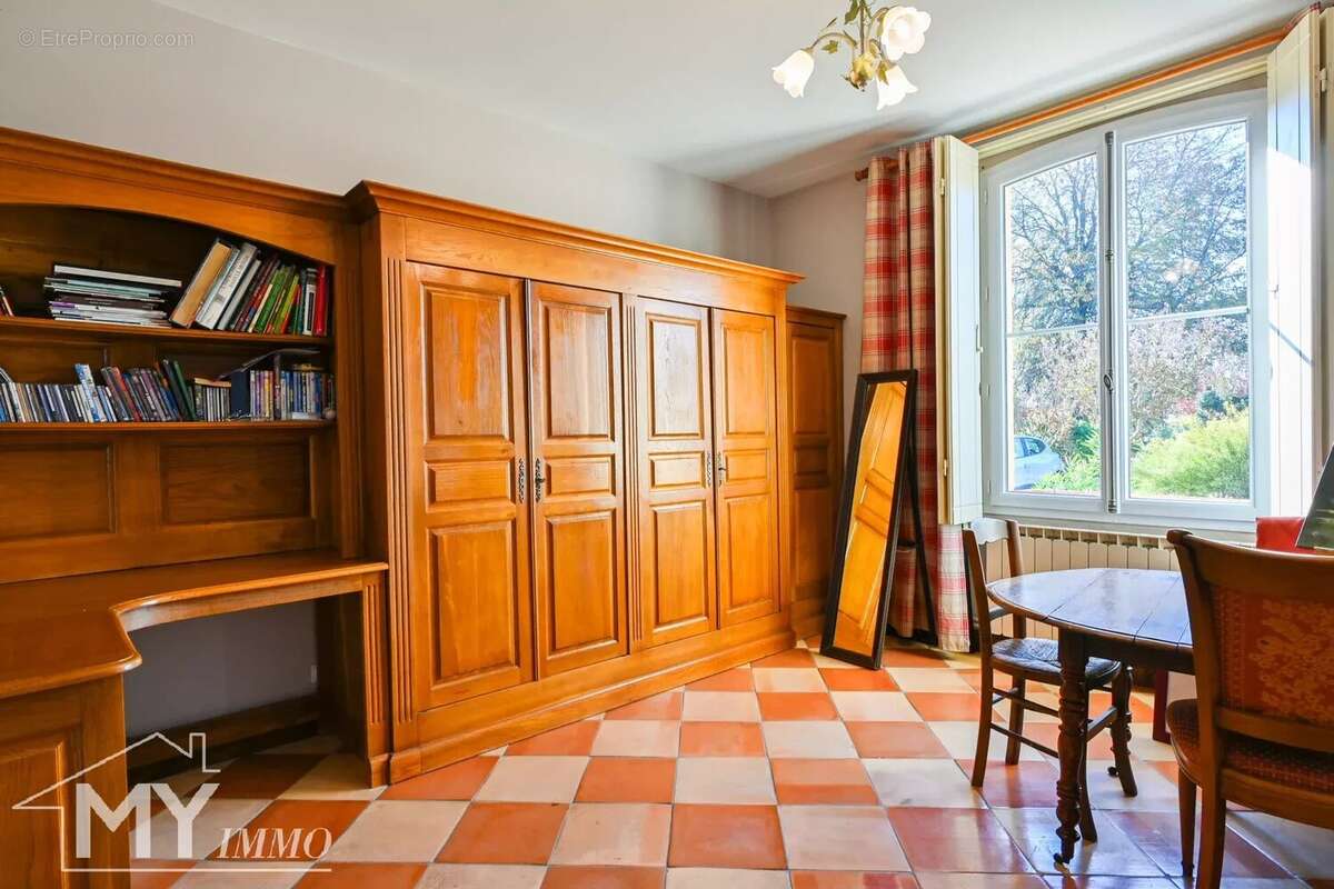 Maison à FOUGUEYROLLES