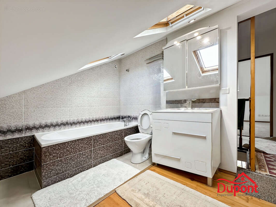 Maison à SERANVILLERS-FORENVILLE