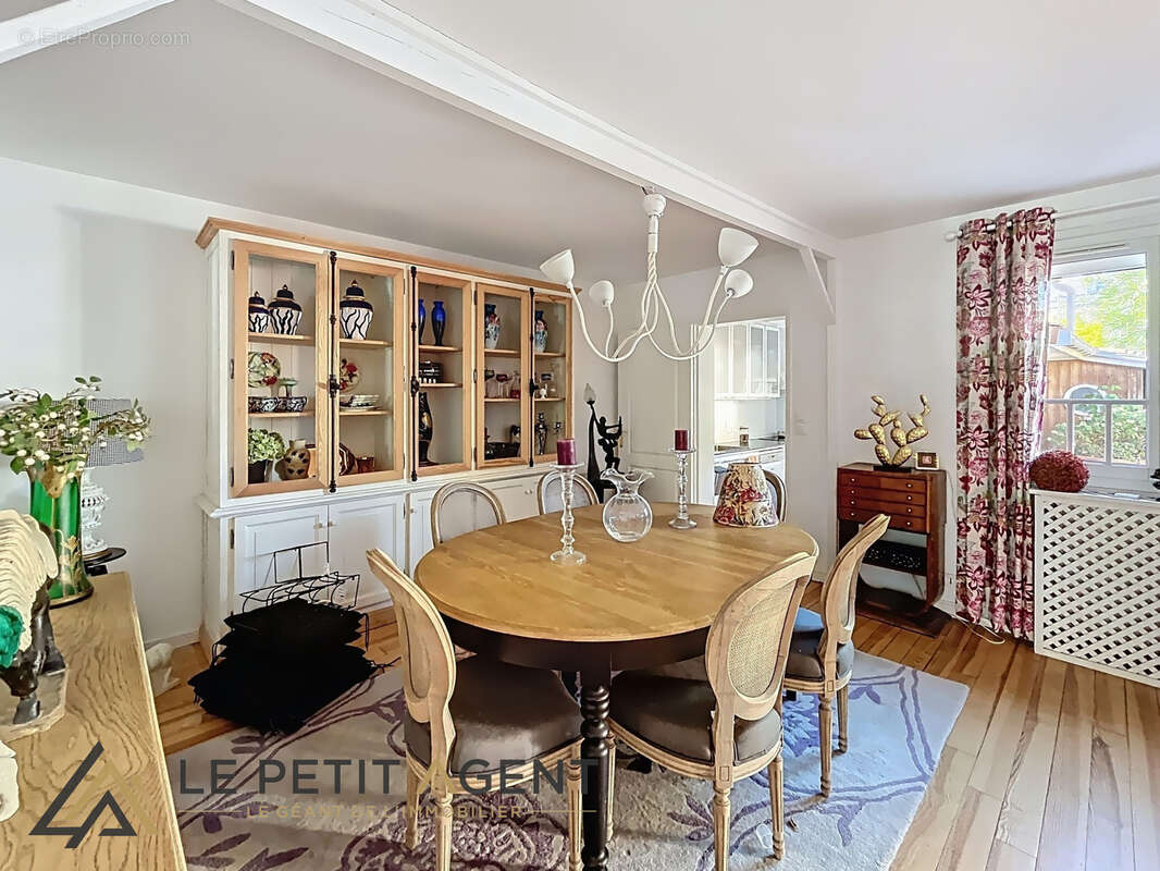 Maison à LE BOUSCAT