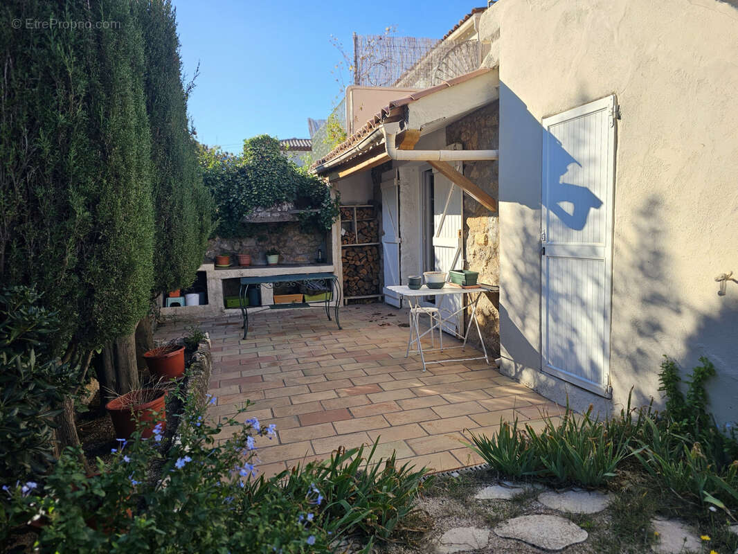 Maison à PLAN-DE-LA-TOUR