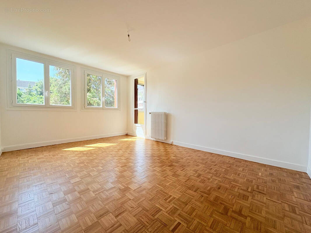 Appartement à BRETIGNY-SUR-ORGE