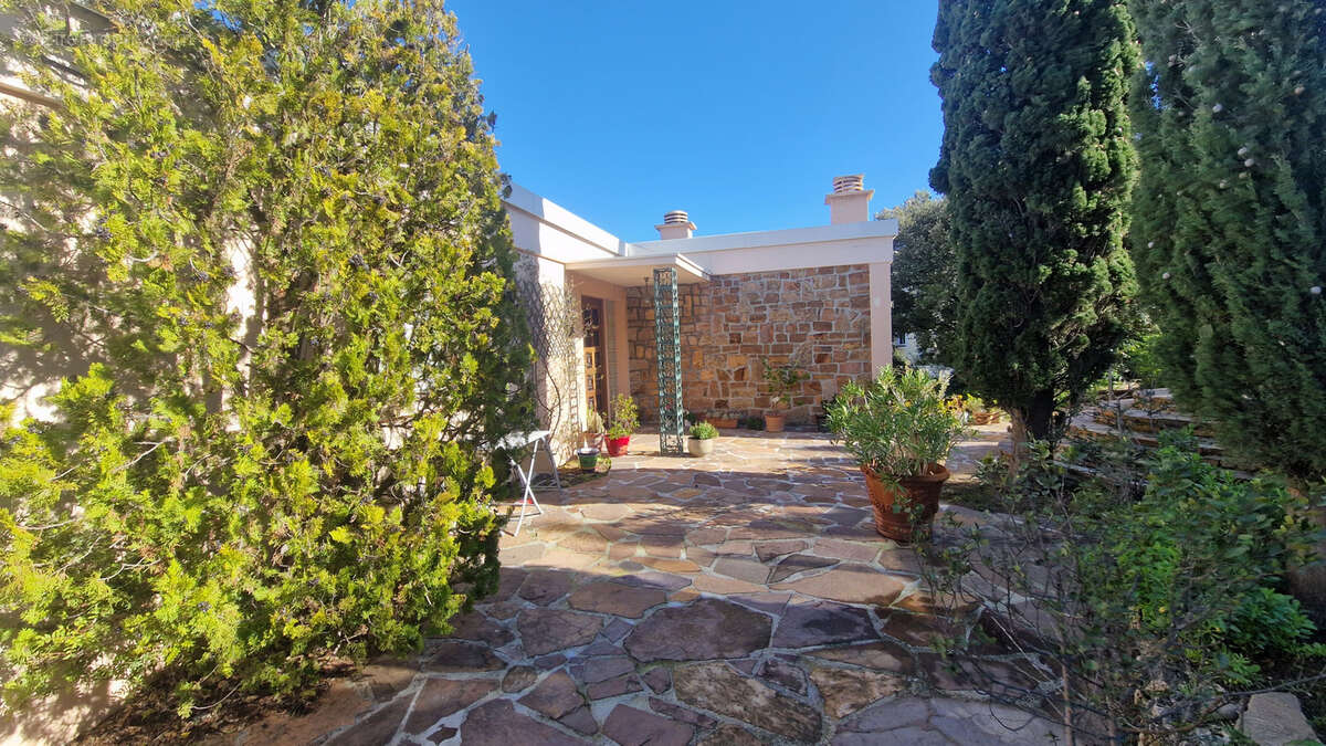 Maison à SAINT-RAPHAEL