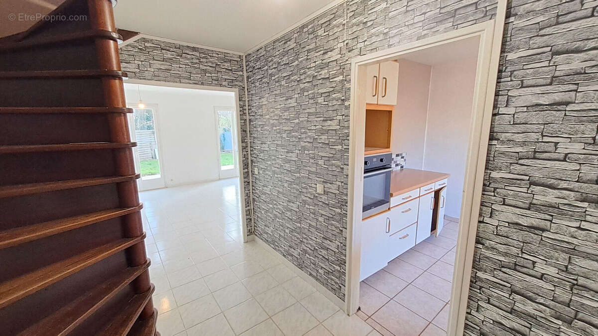 Maison à MAGNY-LES-HAMEAUX