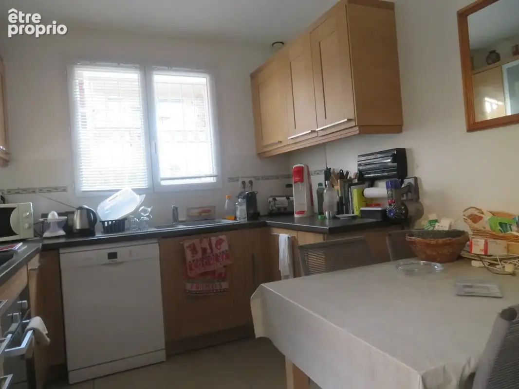 Belle MAISON sur 2 niveaux de 95 m3 à vendre centre ville de DIGNE LES BAINS (04) - photo 8
