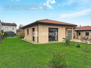 Maison à SAINT-JULIEN-SUR-VEYLE