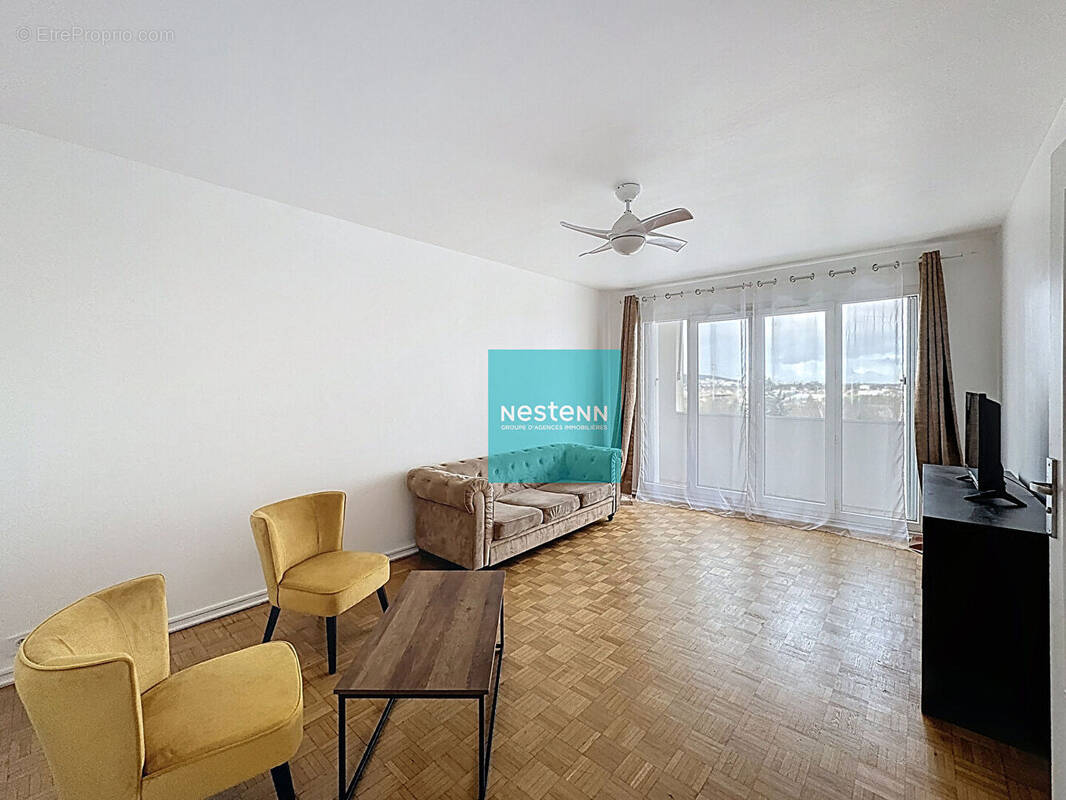 Appartement à SAINT-GRATIEN