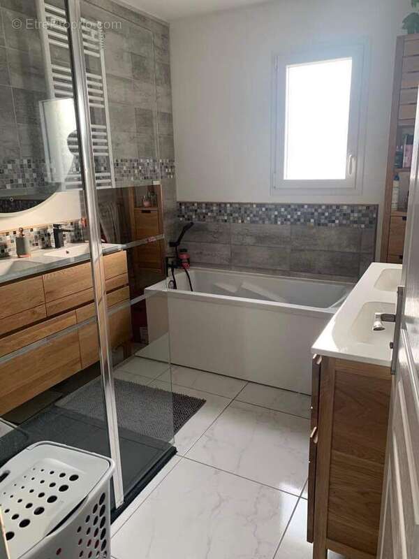 Photo 3 - Maison à BEAUREPAIRE