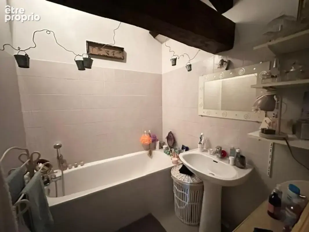  superbe appartement de charme – emplacement exceptionnel à angoulême !  - photo 4