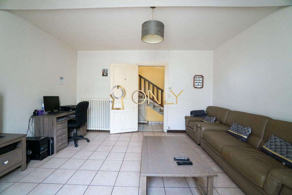 Maison à MARCY