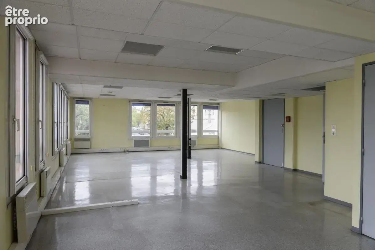 Bureaux - 376 m² - Metz (57) - photo 3