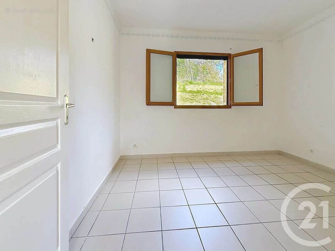 Maison 77 m² à Valle-Di-Campoloro  - photo 10