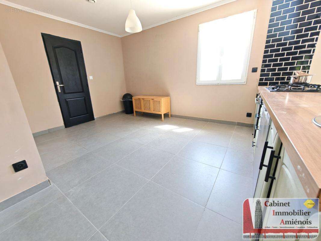 Flesselles : Pavillon individuel 110m2 avec 3 chambres et ja - photo 7