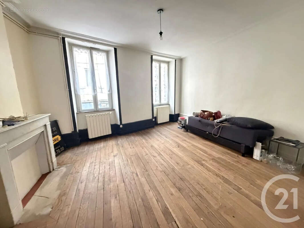 Appartement 143 m² à Annonay  - photo 3