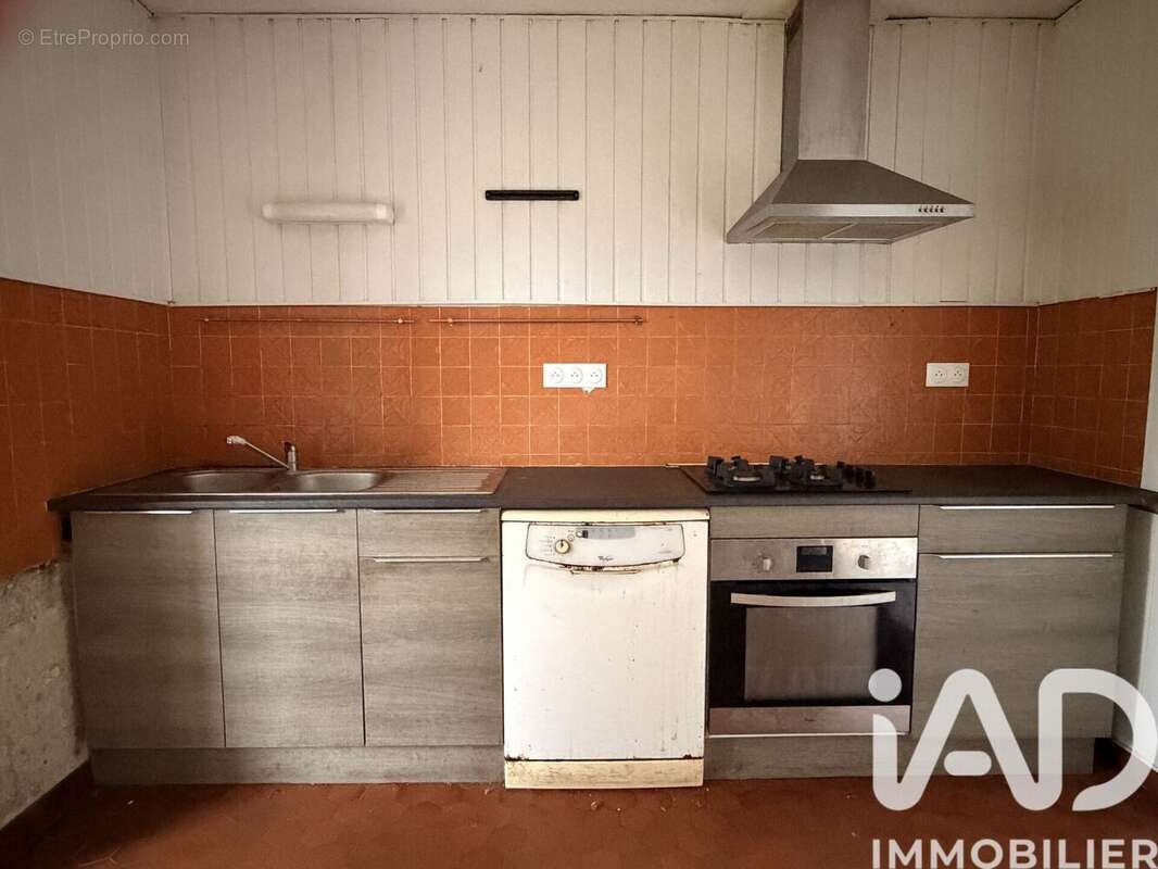Maison 170 m² à Cornille  - photo 7