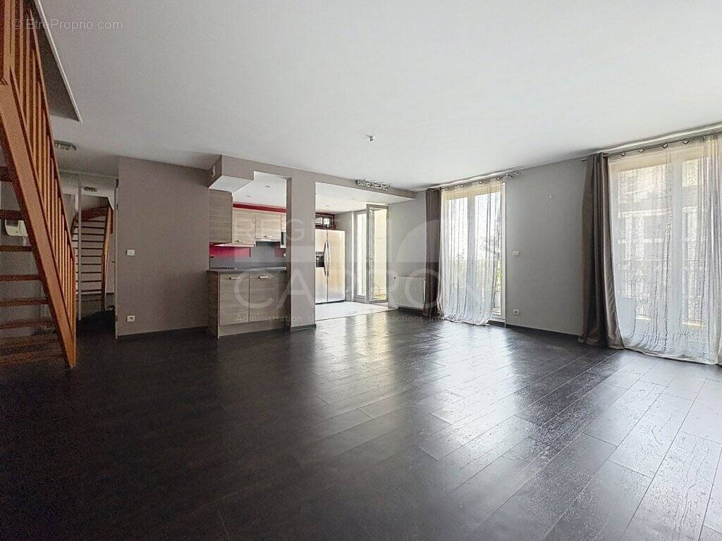 Appartement à LYON-8E