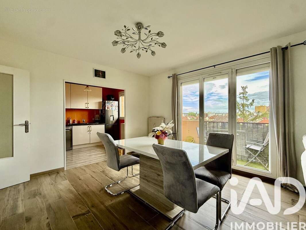 Photo 2 - Appartement à REIMS