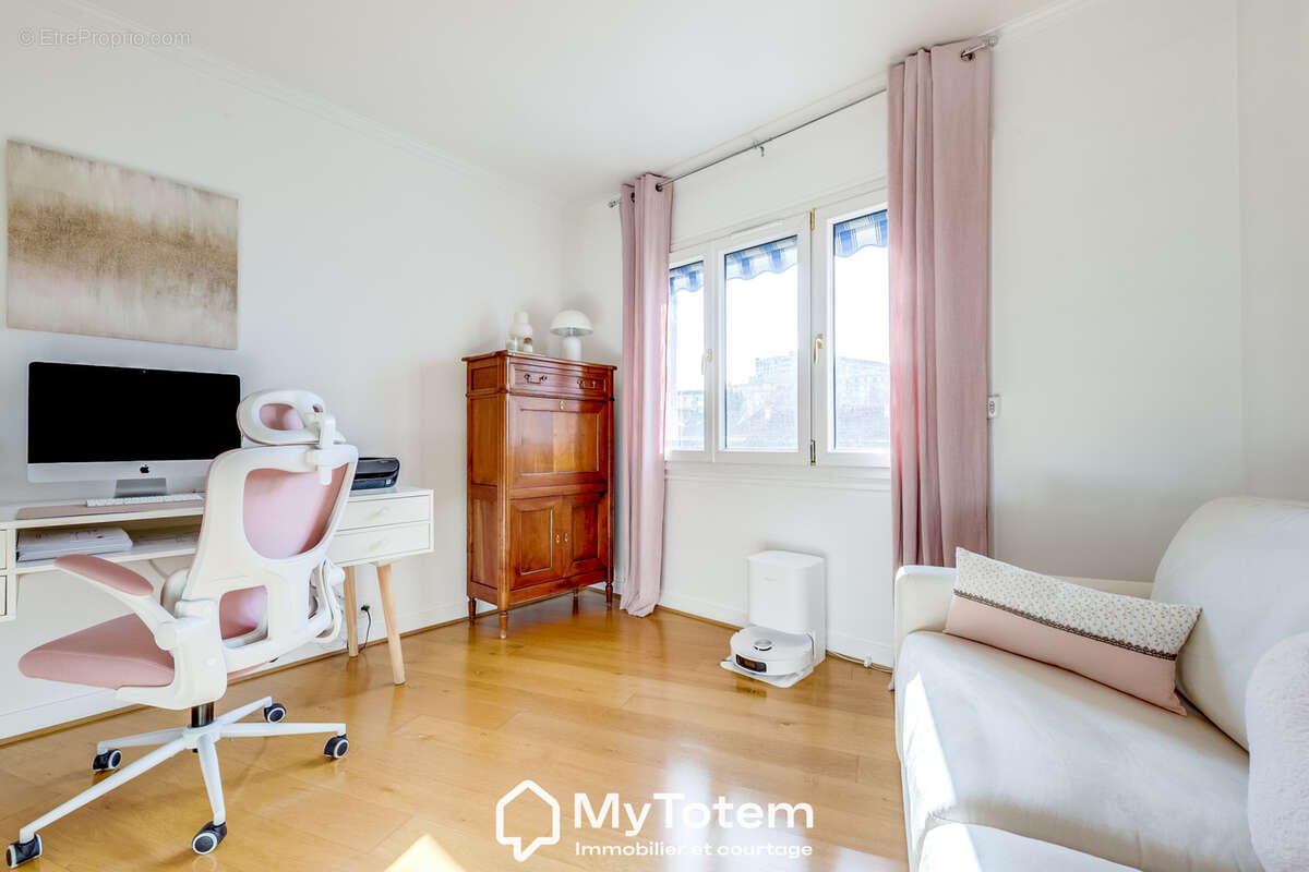 Appartement à CHATILLON