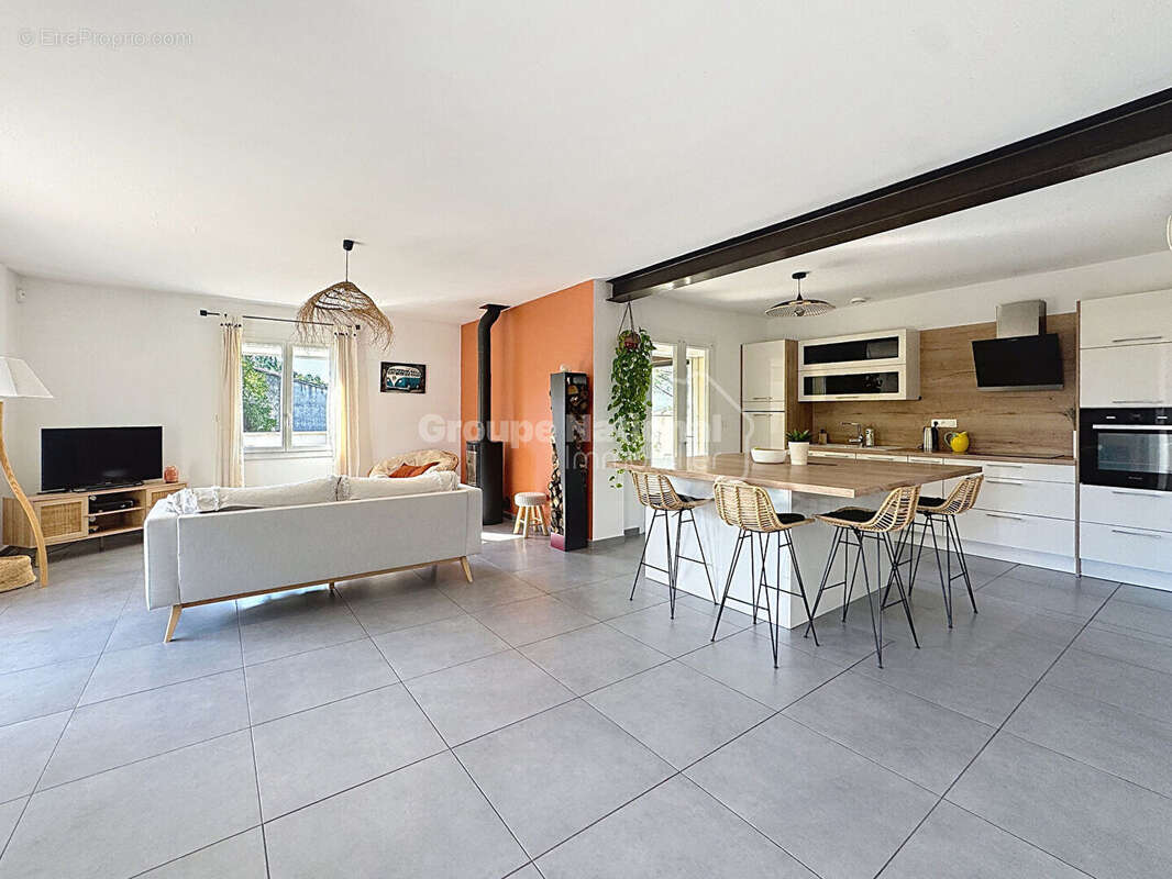 Maison à CHEVAL-BLANC