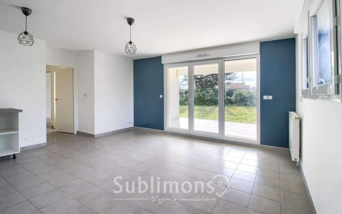Appartement à SAINT-SEBASTIEN-SUR-LOIRE