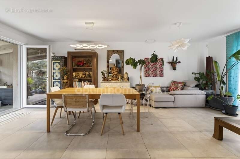 Maison à MAUSSANE-LES-ALPILLES