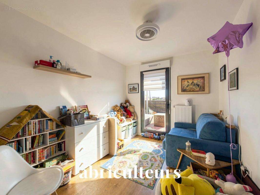 Appartement à COLOMBES