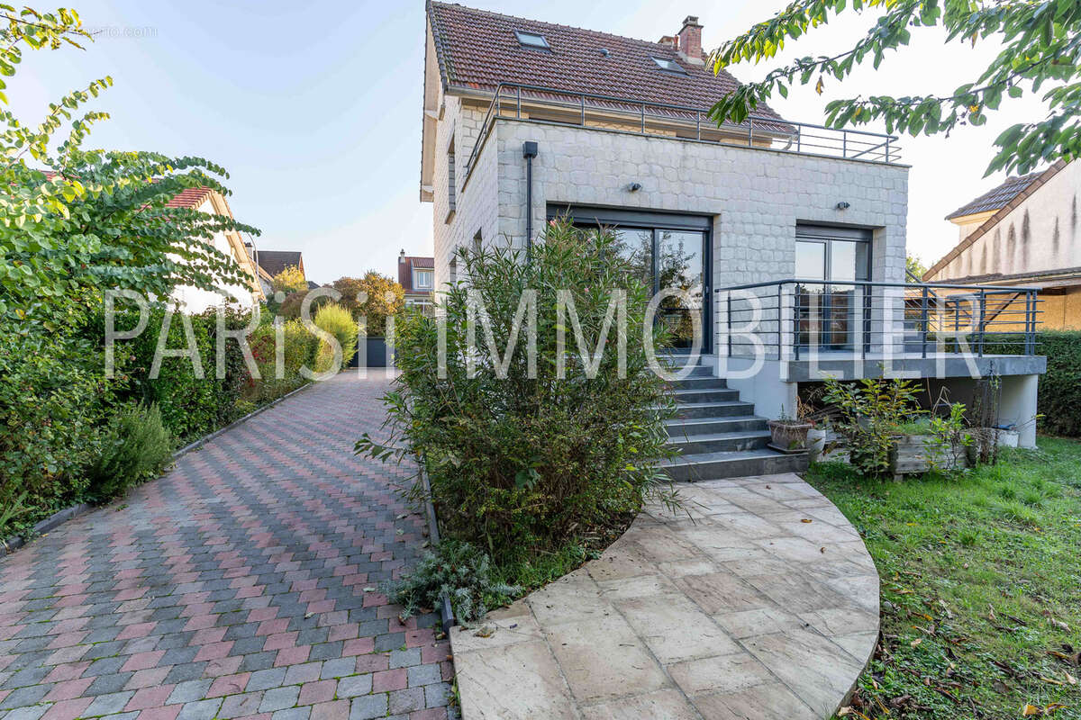 Maison à CORMEILLES-EN-PARISIS