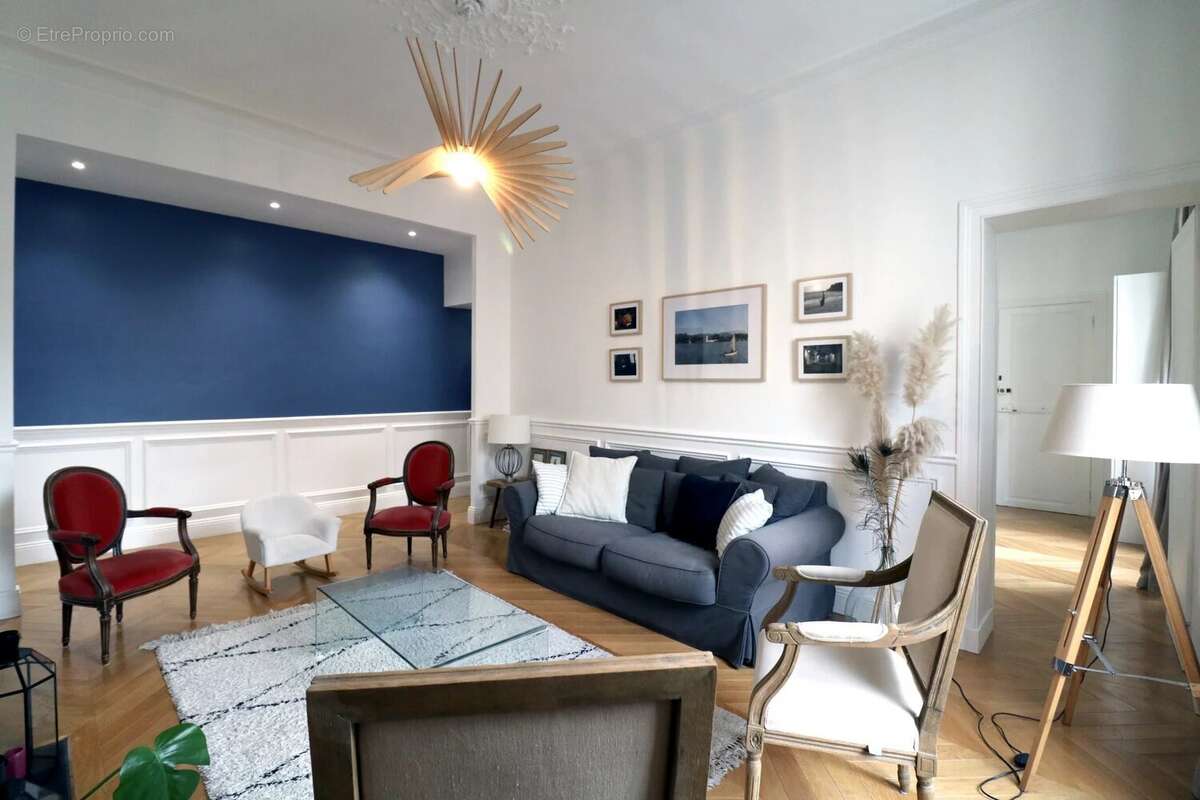 Appartement à VERSAILLES