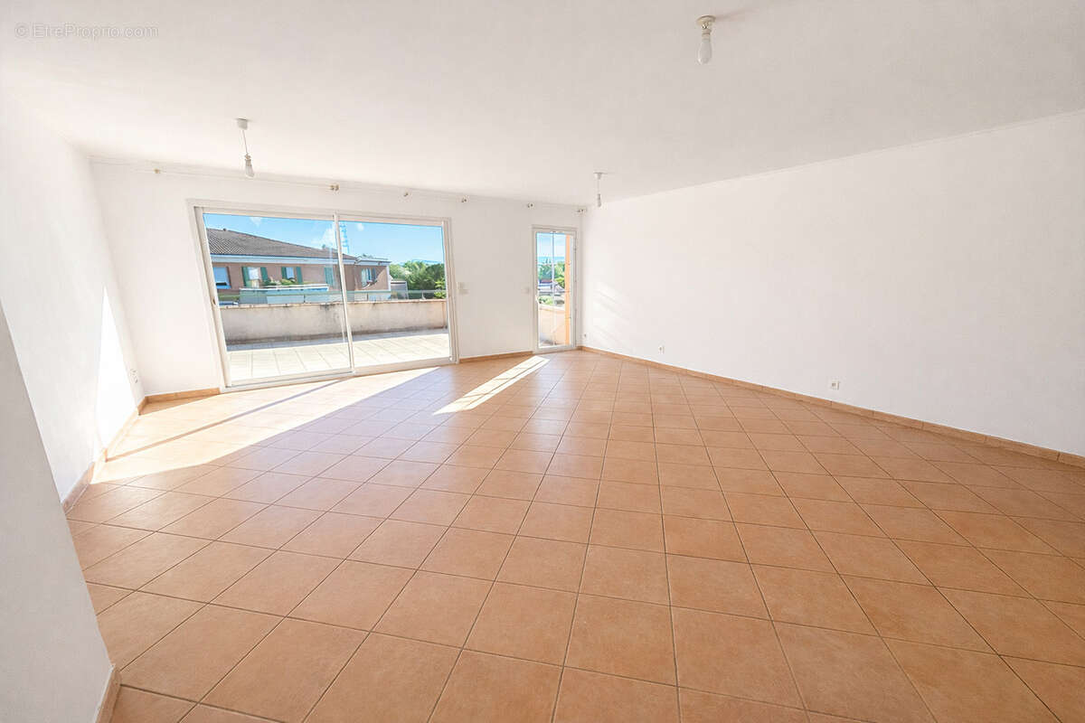 Appartement à MONTELIMAR