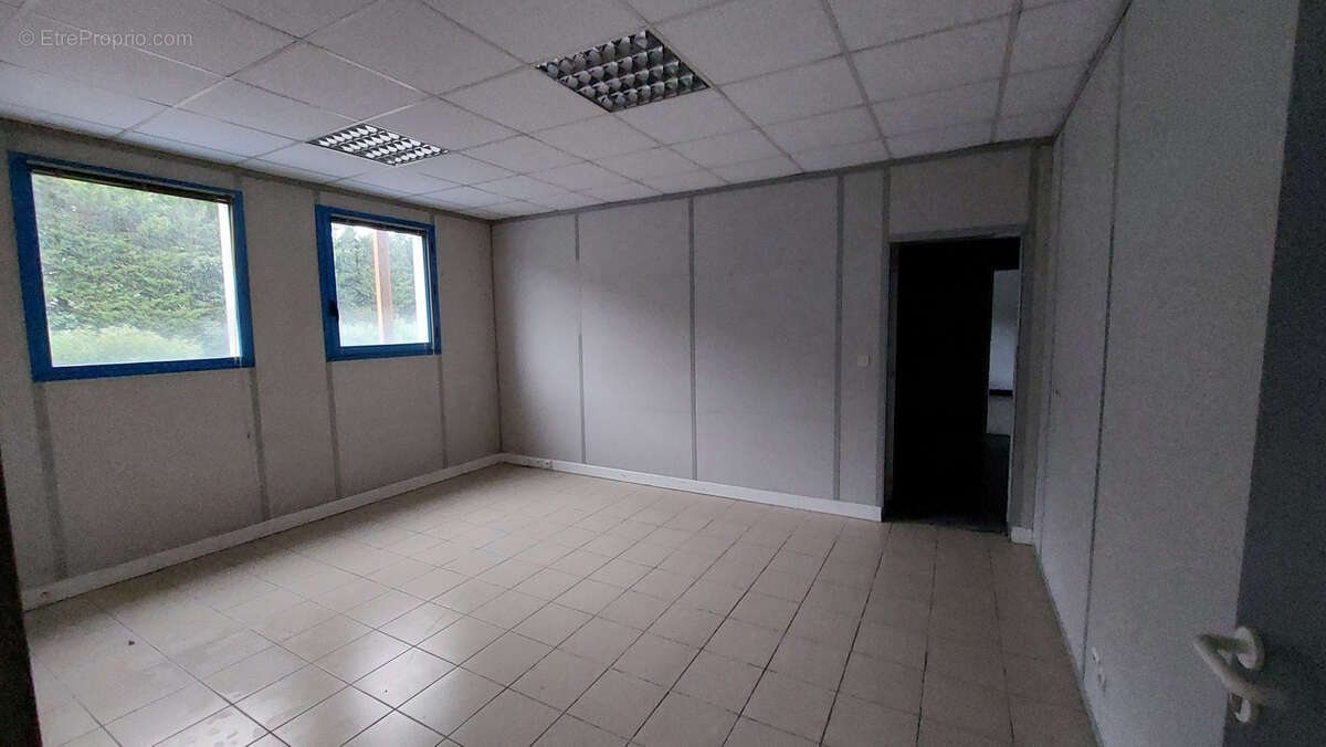 Commerce à POITIERS