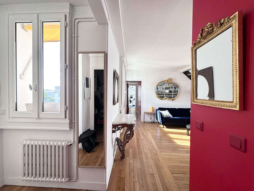 Appartement à PARIS-18E