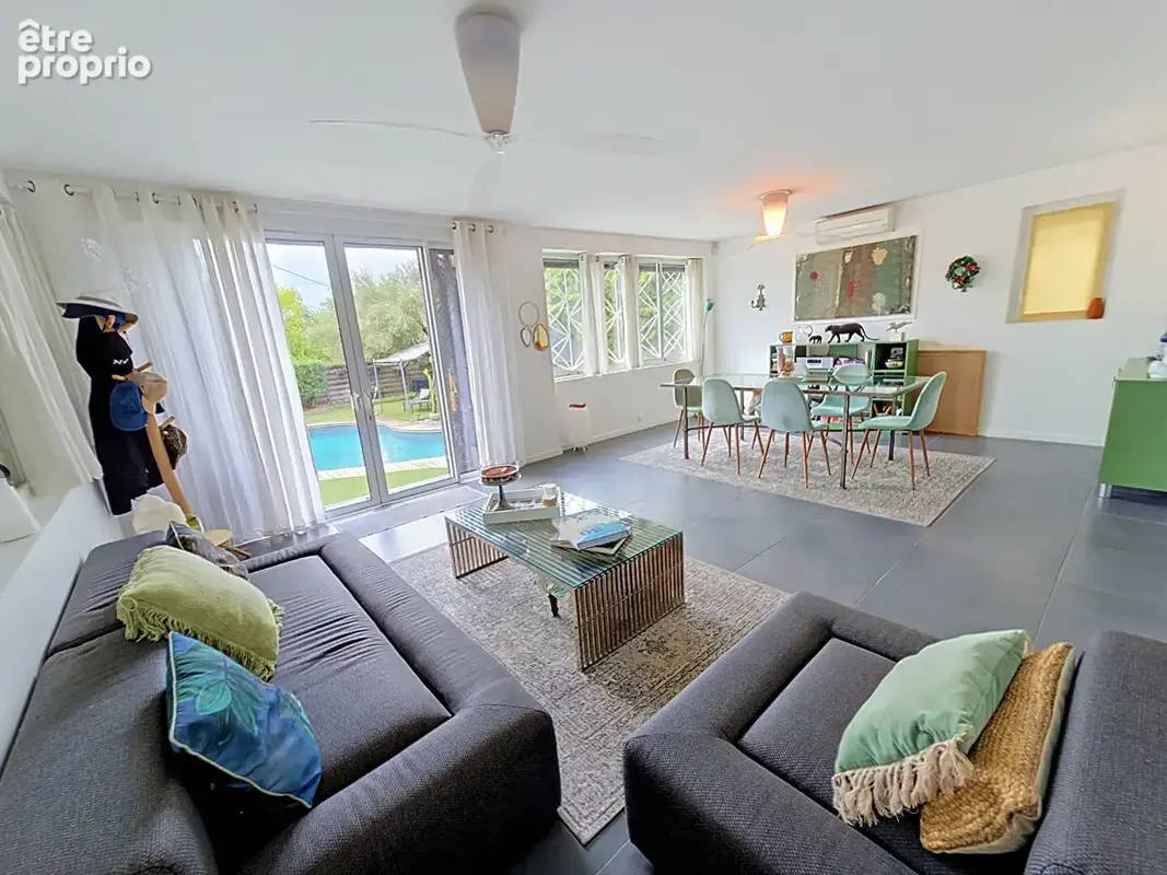 Maison 7 pièces 200 m² à vendre à Six-Fours-Les-Plages (83140) - photo 5