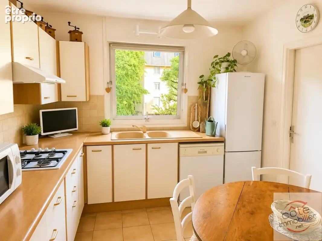 BEAU 3P de 71m² avec balcon et belle vue jardin - photo 5