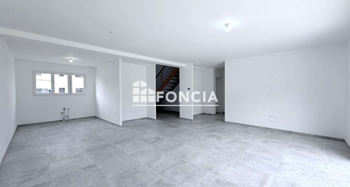 Maison neuve dans un lotissement à mettre à votre goût de 165.78m², 8 pièces, 6 chambres à La Flèche - photo 4