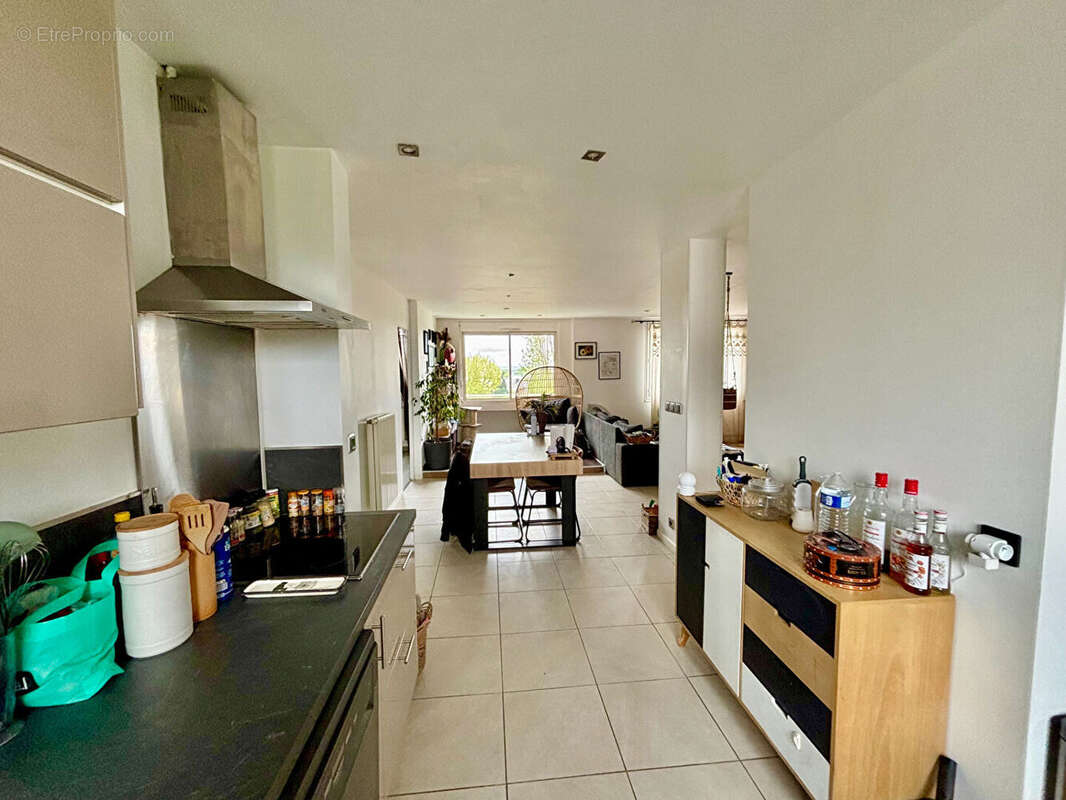 Appartement à MONTLUEL