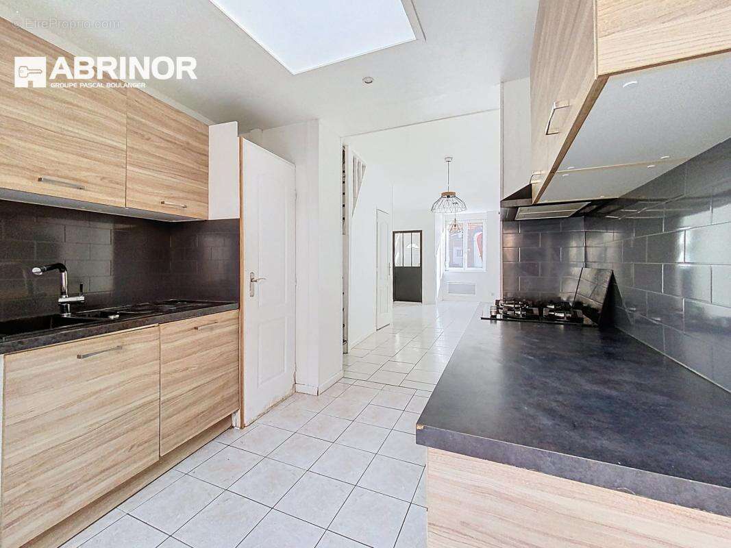 Maison à FACHES-THUMESNIL