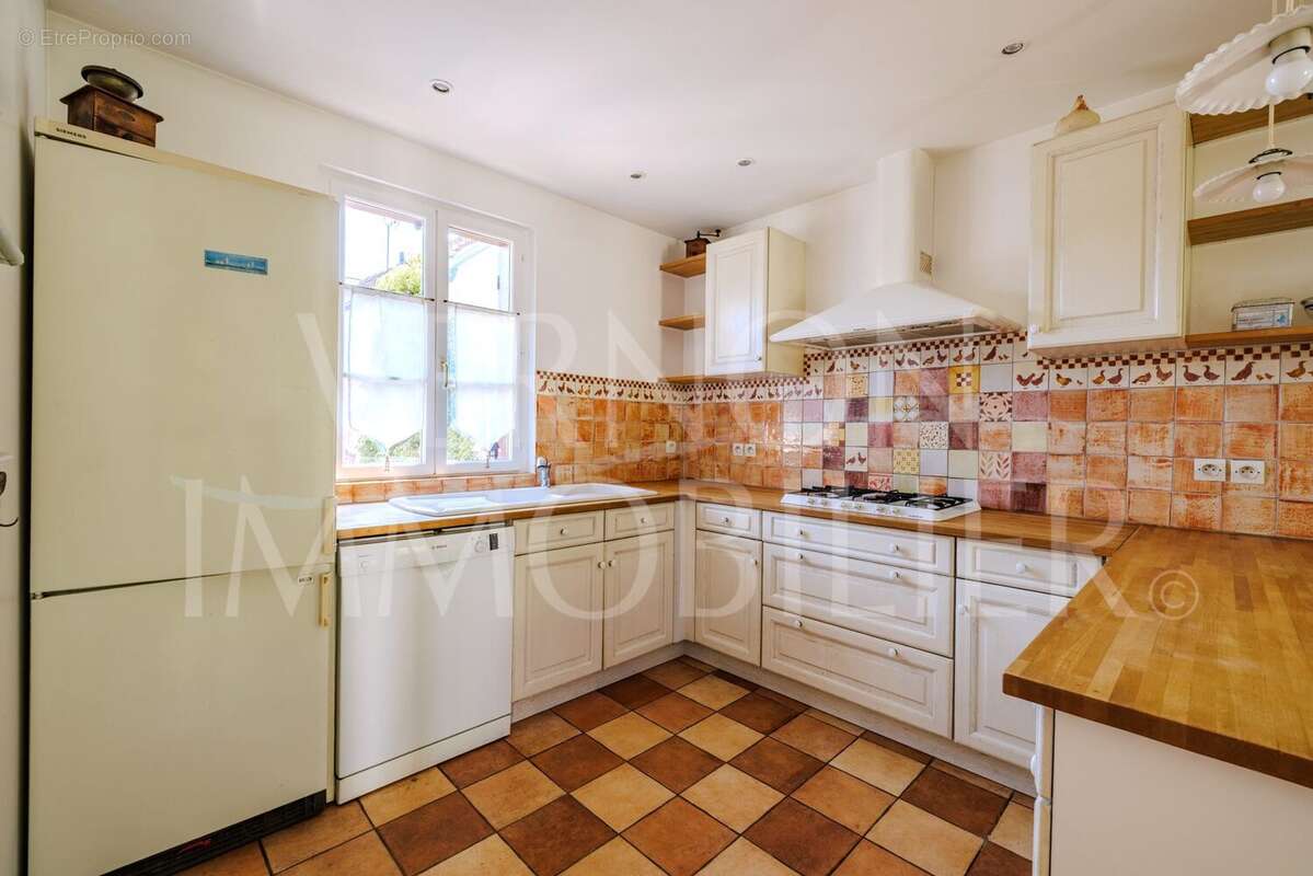 Maison 174 m² à Vernon  - photo 9
