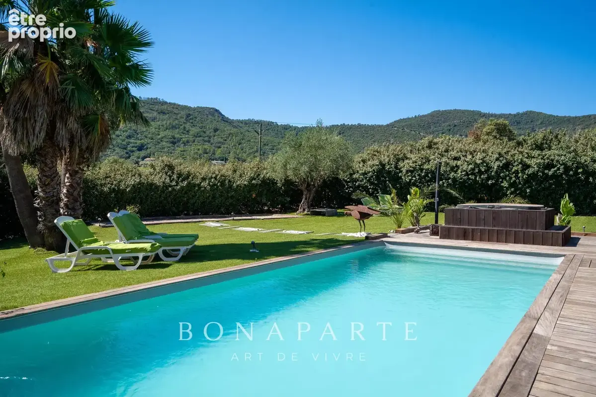 Proche sainte maxime - spacieuse villa contemporaine de 4 chambres - photo 2