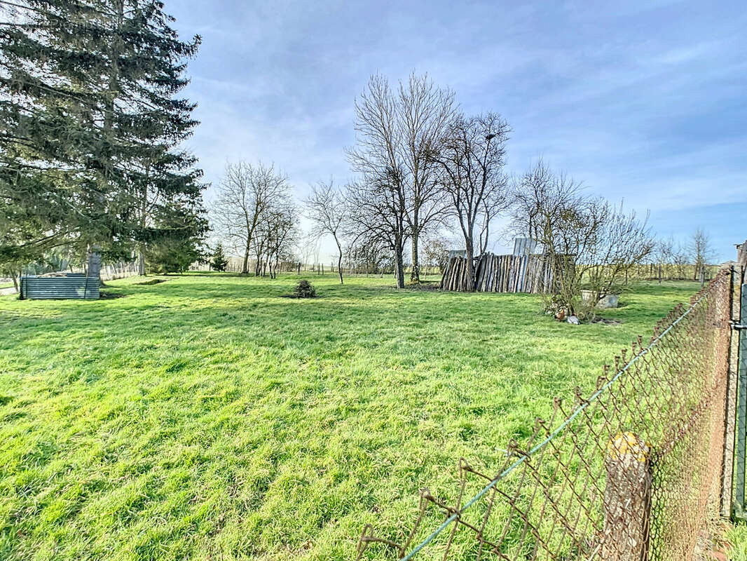 Maison à VIELS-MAISONS