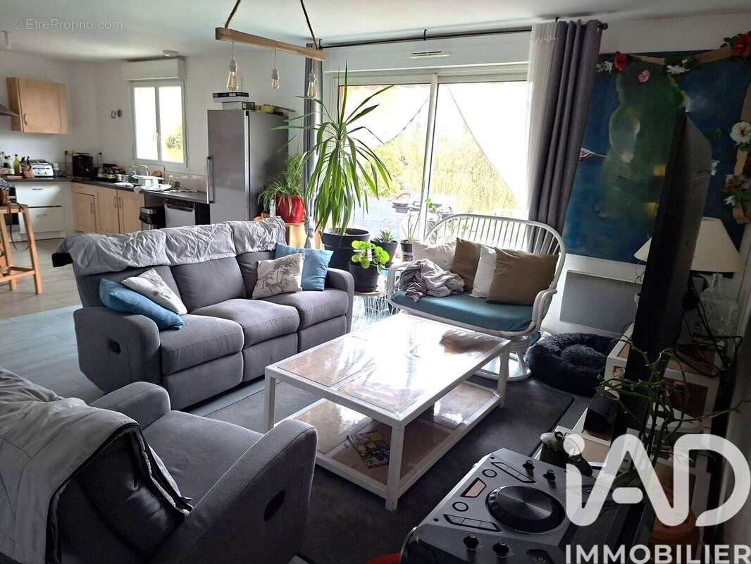 Photo 3 - Maison à ALLONNES